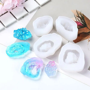 4pcs Crystal Quartz Rock Cluster Geode Druzy Gem Pendant Mold
