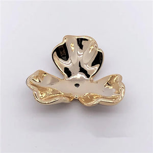 50 PCS 36-38mm Acrylic Shell Flower Bead Caps Tray Jewelry Findings