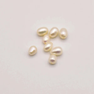 50 Pcs/Lot 3mm 4mm Natural Rice-Shaped Freshwater Pearls JA0250