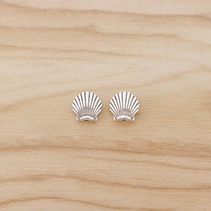 50 Tibetan Silver Scallop Sea Shell Spacer Beads Double Sided 8x9mm