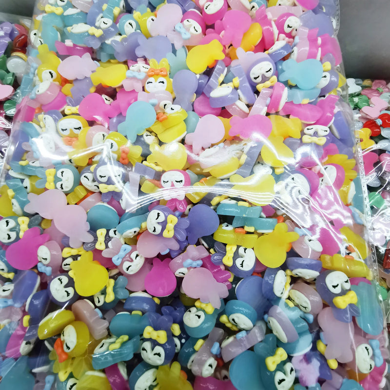 500pcs 15-20mm Resin Jelly Rabbit Biscuits Sticker Beads
