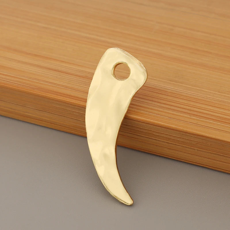 50Pcs Hammered Tooth Horn Charms Pendants for Jewelry Making