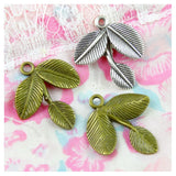50pcs Antique Silver/Bronze Tree Leaf Charms DIY Jewelry Accessories