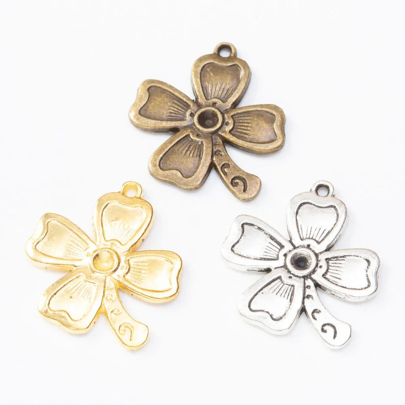 50pcs Antique Bronze Four Leaf Clover Charms Pendants for DIY Jewelry Making