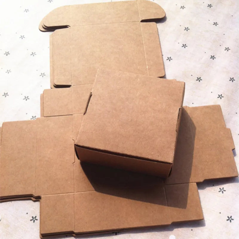 50pcs 6.4*6.4*2.8cm Black/White/Kraft Paper Earring Jewelry Gift Boxes