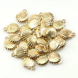 50pcs Plastic Scallop Shell Pendant Necklace Bracelet Art Pendant