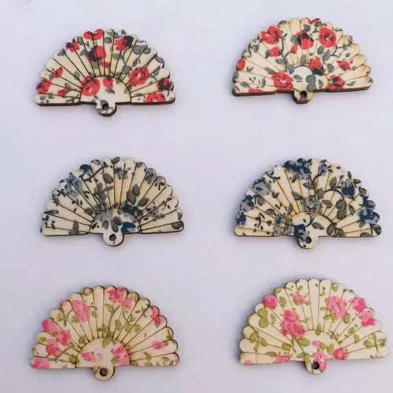 50pcs Floral Print Fan Shaped Wooden Brooches Beads DIY Jewelry