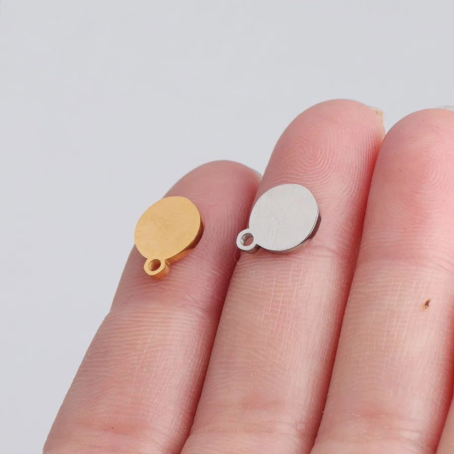 50pcs 8*10mm Stainless Steel Round Charm Jewelry Tag DIY Wholesale