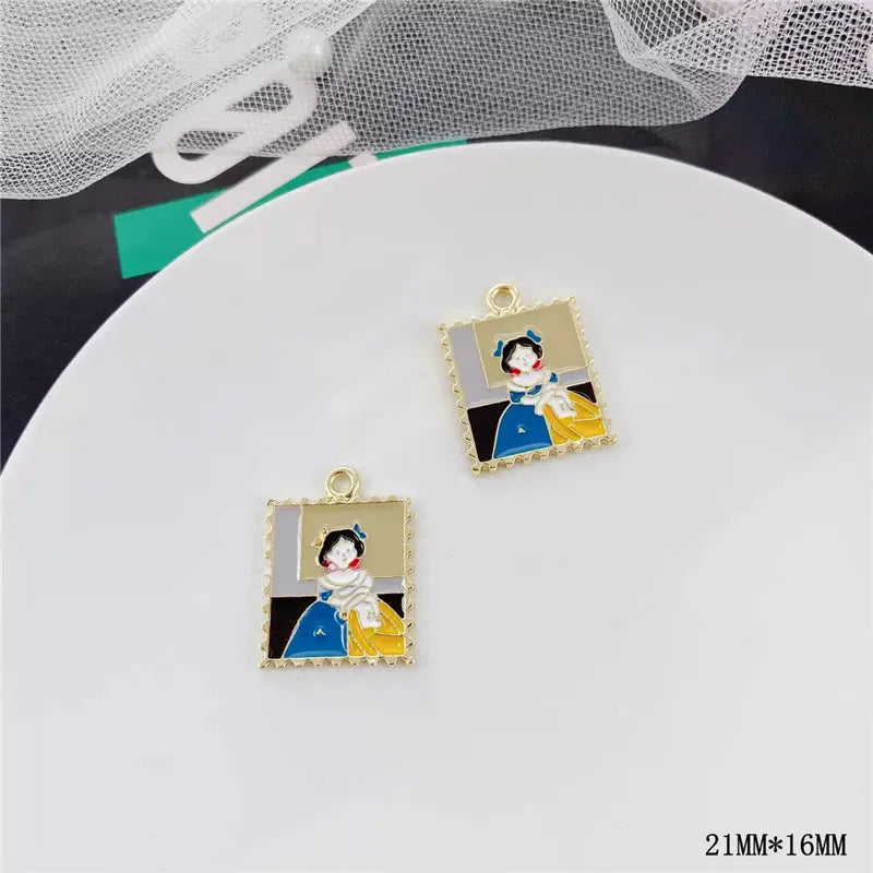 50pcs Cartoon Girls/Rabbits/Bears Alloy Floating Locket Charms