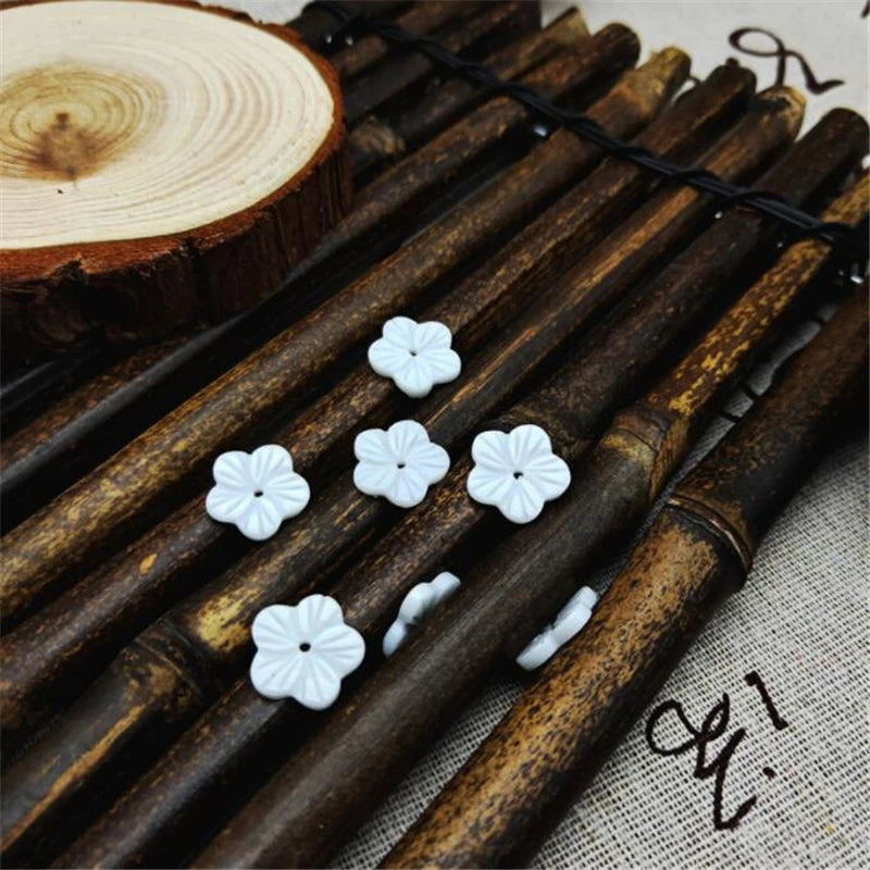 50pcs Resin Flower Spacer Beads for DIY Jewelry Making