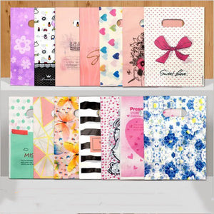 50pcs Small Jewelry Bag Pattern Plastic Bag with Handle 15x20cm for Candy Cookie