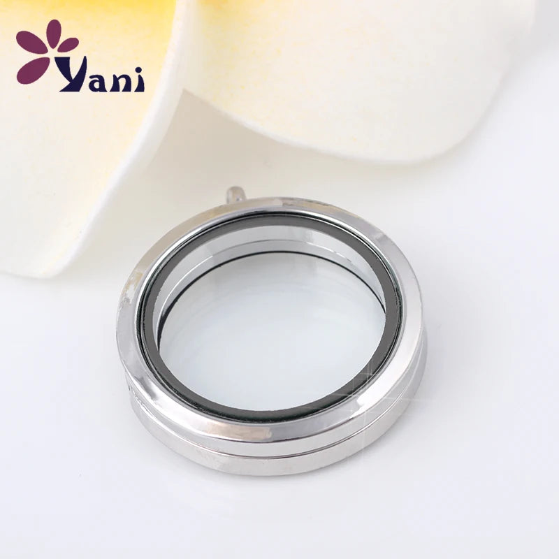 Hot Mix Round Glass Photo Memory Locket Pendant For Women