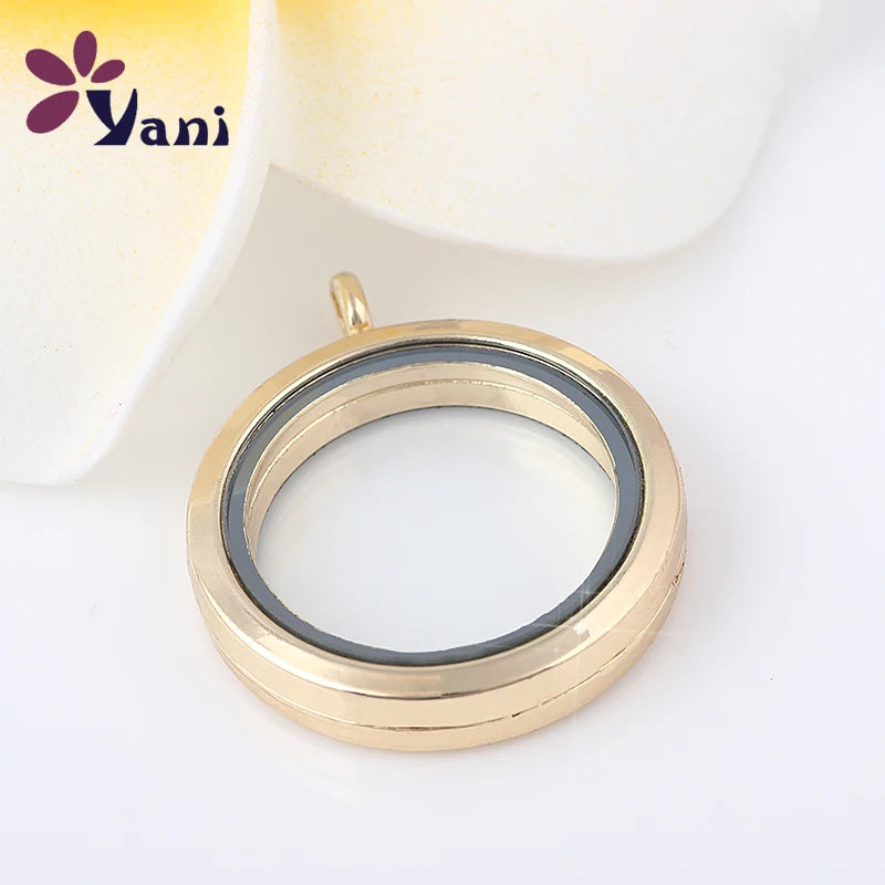 Hot Mix Round Glass Photo Memory Locket Pendant For Women