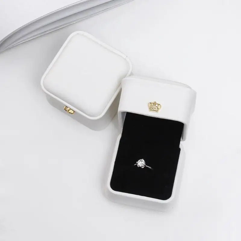 5pcs Leather Ring Box Crown Metal Buckle Ring Earring Jewellery Case