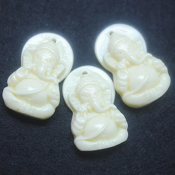 5pcs Indian Buddha Clay Pendants for Bracelet Making 20x30mm Cream Colors