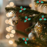 600 pcs Holly Leaves Patches for DIY Christmas Decor