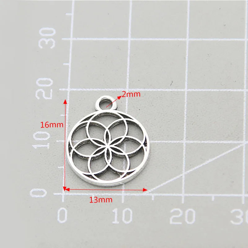 60PCS 13*16mm 2Color Round Kaleidoscope Flower Charms Plant Pendants