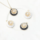 6pcs Daisy Flower Round Charms for DIY Necklace Bracelet Making