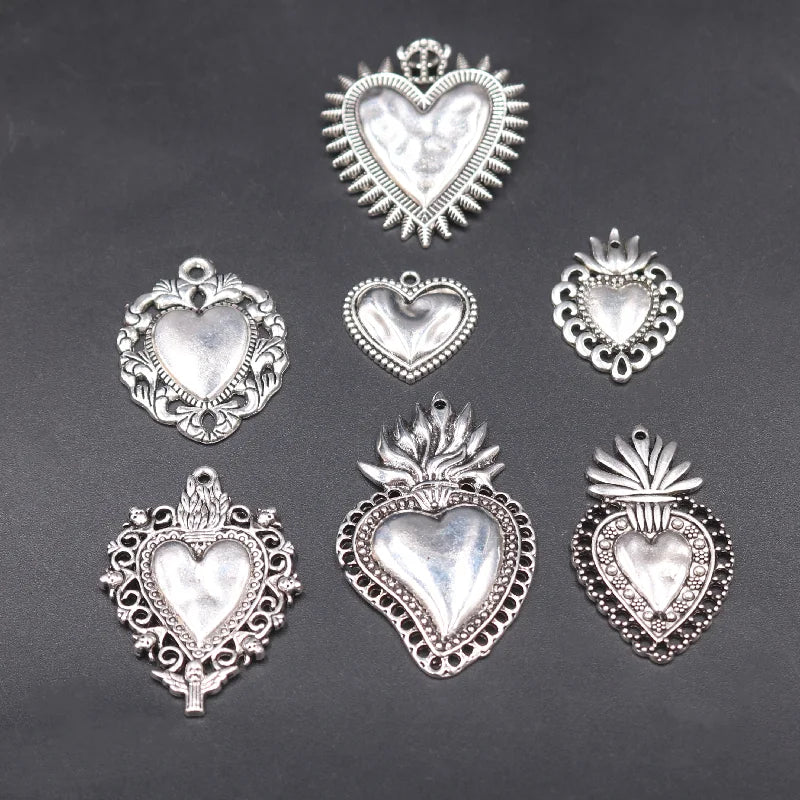7pcs Mix Mexican Style Large Catholic Sacred Heart Amulet Pendants