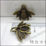 80pcs Vintage Bee Pendant Charms for Jewelry Making