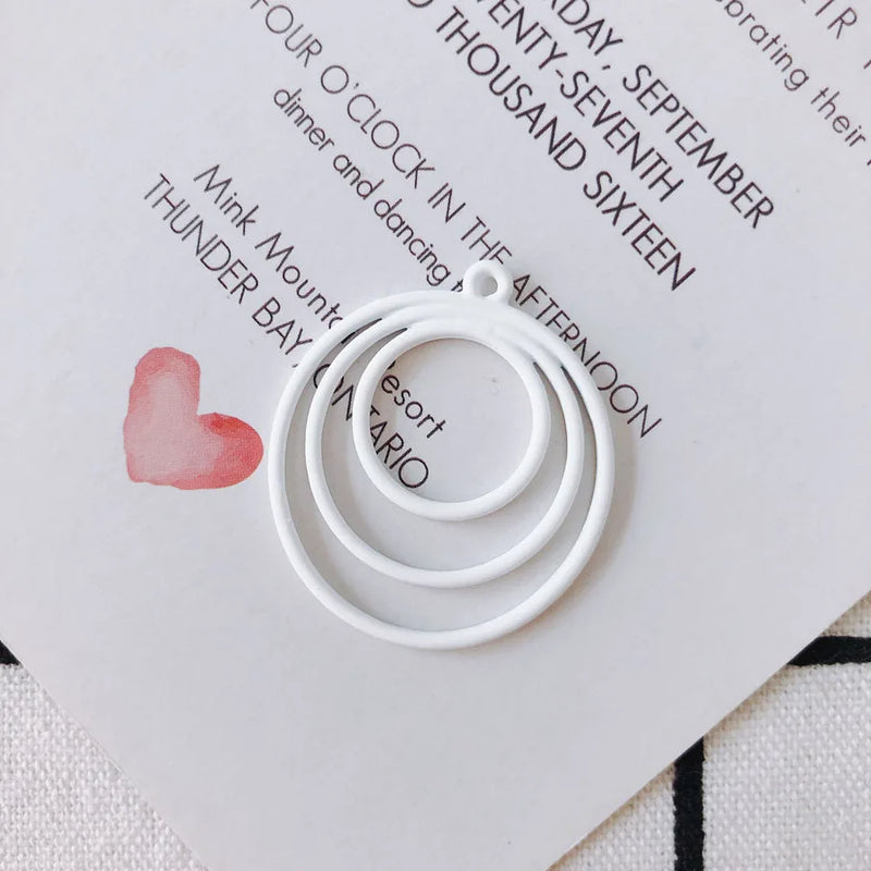 8pcs DIY Alloy Round Spray Paint Pendant Earring Accessories