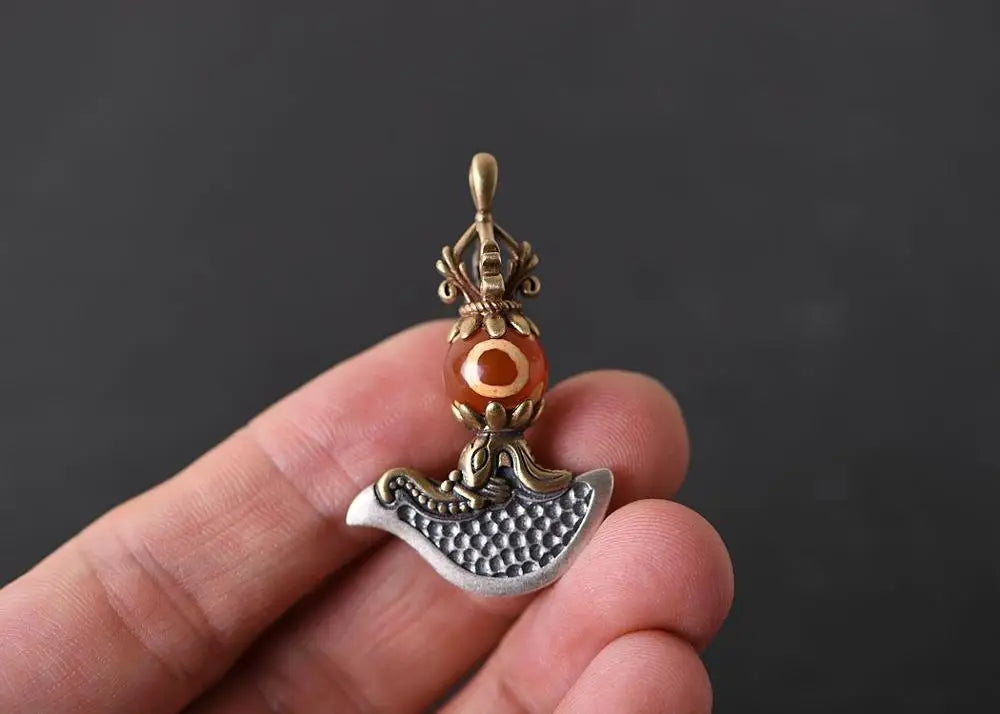 Vintage Sterling Silver Onyx-Eyed Dorje Amulet Pendant
