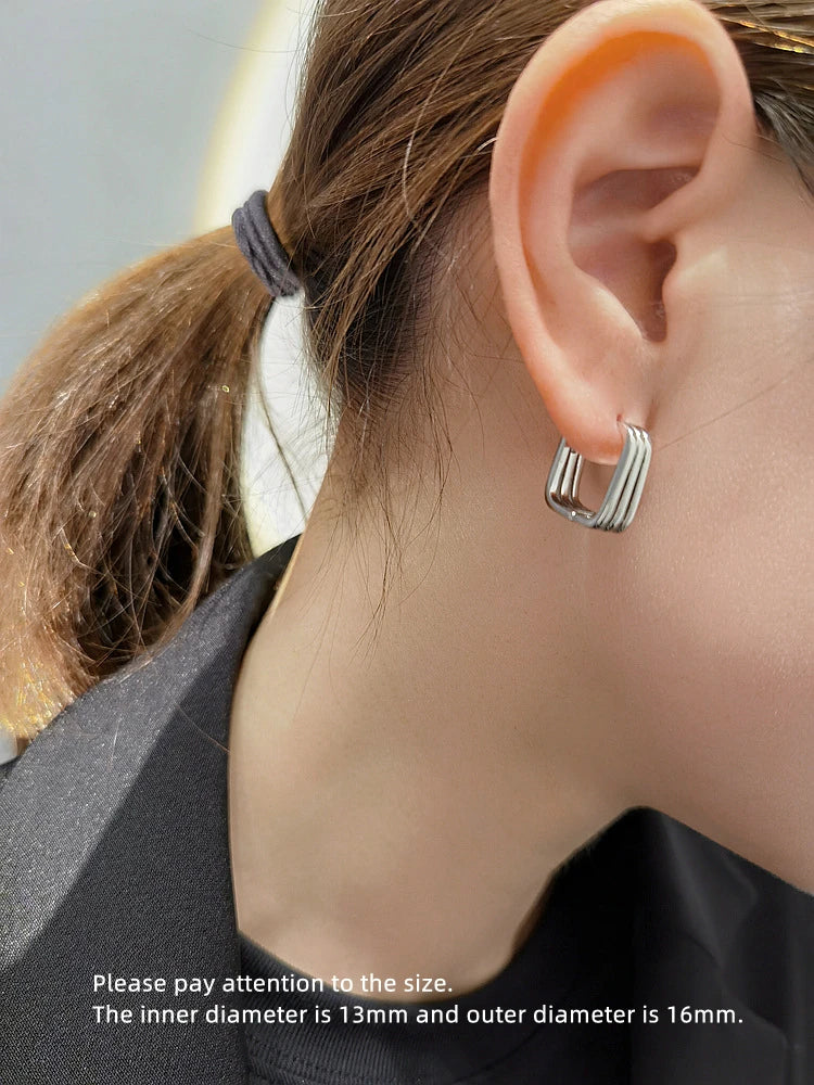 925 Silver Minimalistic Checkerboard U Oval Ear Ring