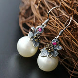 925 Silver Earrings w/ Pearls Inlay
