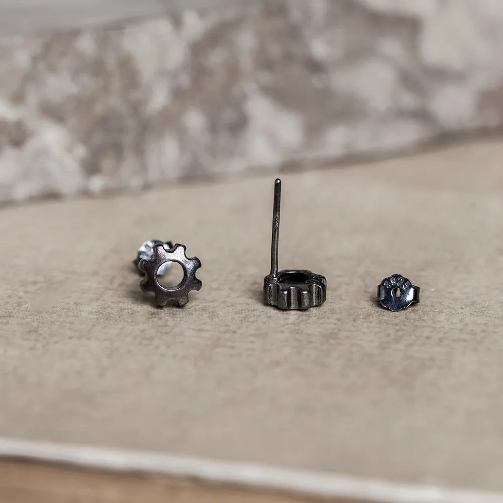 Sterling Silver Gear Stud Earrings Vintage Punk Jewelry for Women