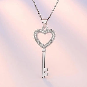 925 Silver CZ Heart Key Pendant Necklace Women