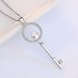 925 Silver Key Pendant Necklace with Zirconia Pearl for Gift