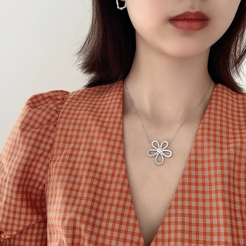 925 Silver Necklace Lilac Pendant Clear Zircon Flower Necklace