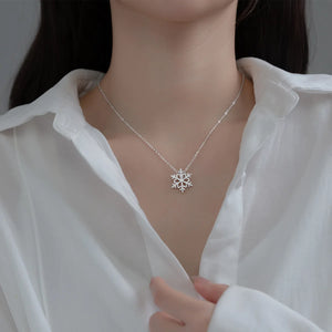925 Silver Necklace Diamond Snowflake Bell Buckle Short Chain Ladies Gift