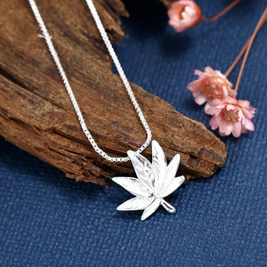 925 Silver Maple Leaf Necklace Pendant Women Charm Adjustable Chain Choker