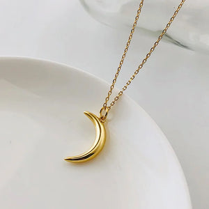 925 Silver Crescent Pendant Clavicle Necklace Women Jewelry