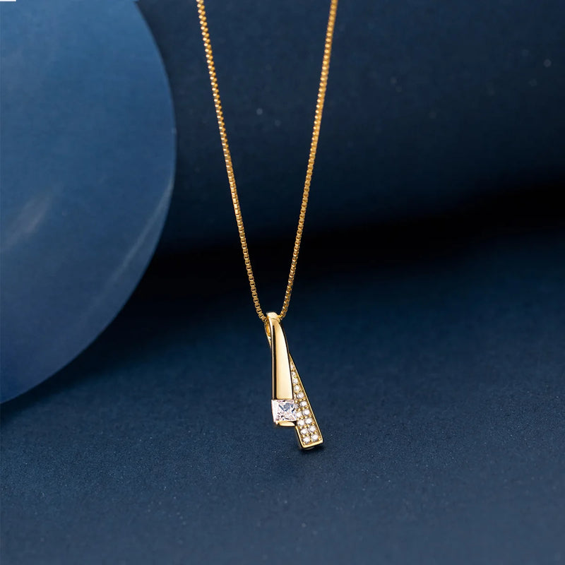 925 Silver Sparkling Round Pendant Necklace with Zircon Diamond Chain