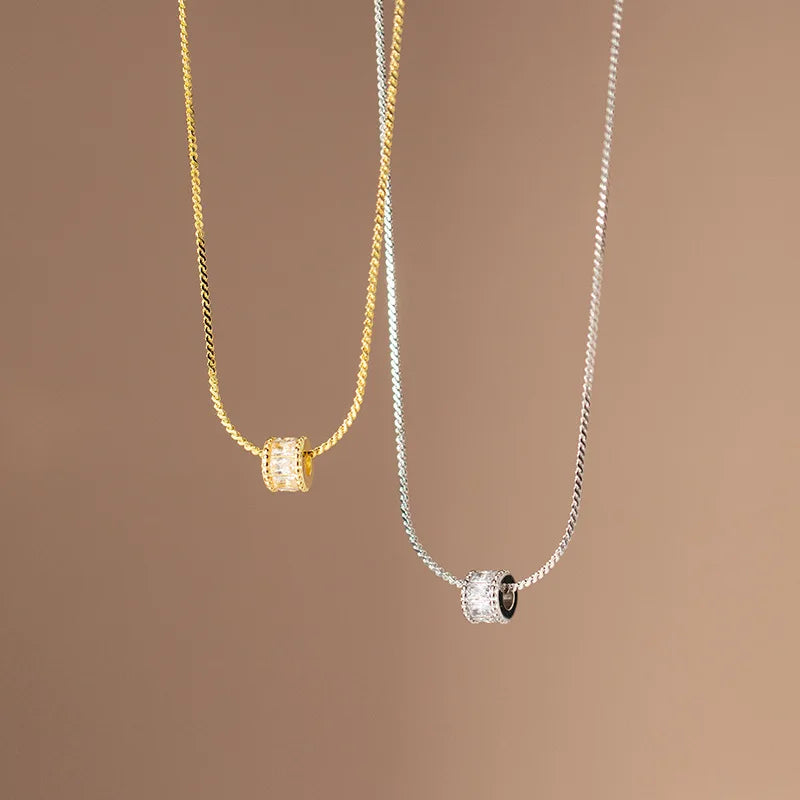 925 Silver Sparkling Round Pendant Necklace for Women