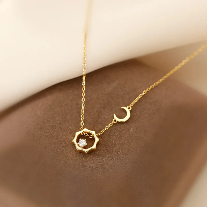 925 Silver Star Moon Necklace Zircon Pendant Elegant Clavicle Chain