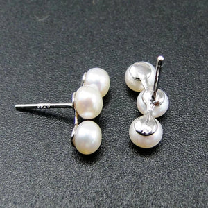 925 Silver Pearl Stud Earrings - Classic Round Design