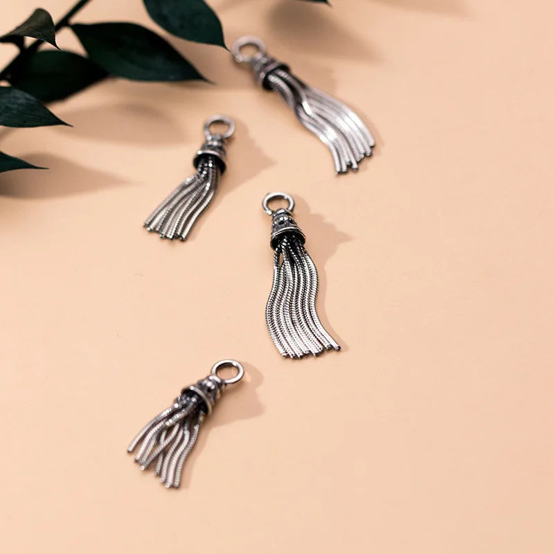 925 Sterling Silver Vintage Snake Chain Tassel Charm Antique Craftwork S925