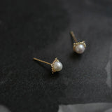 925 Silver Palace Style Pearl Stud Earrings - Classic Mother's Jewelry