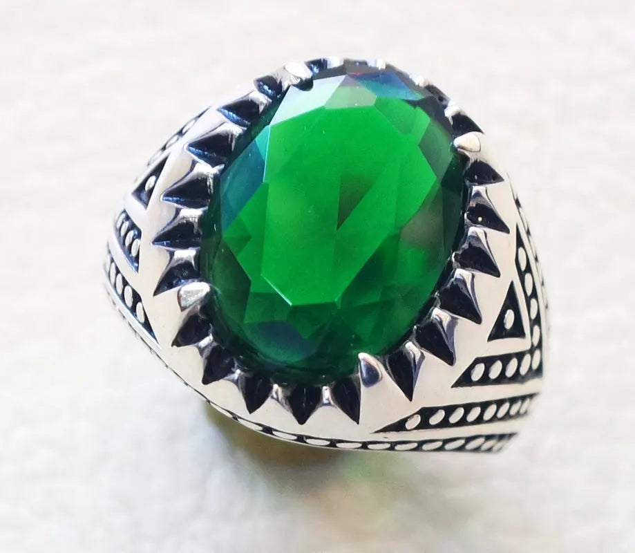 Vintage Thai Silver Emerald Ring Men Women Gift Silver Jewelry Size 8-12