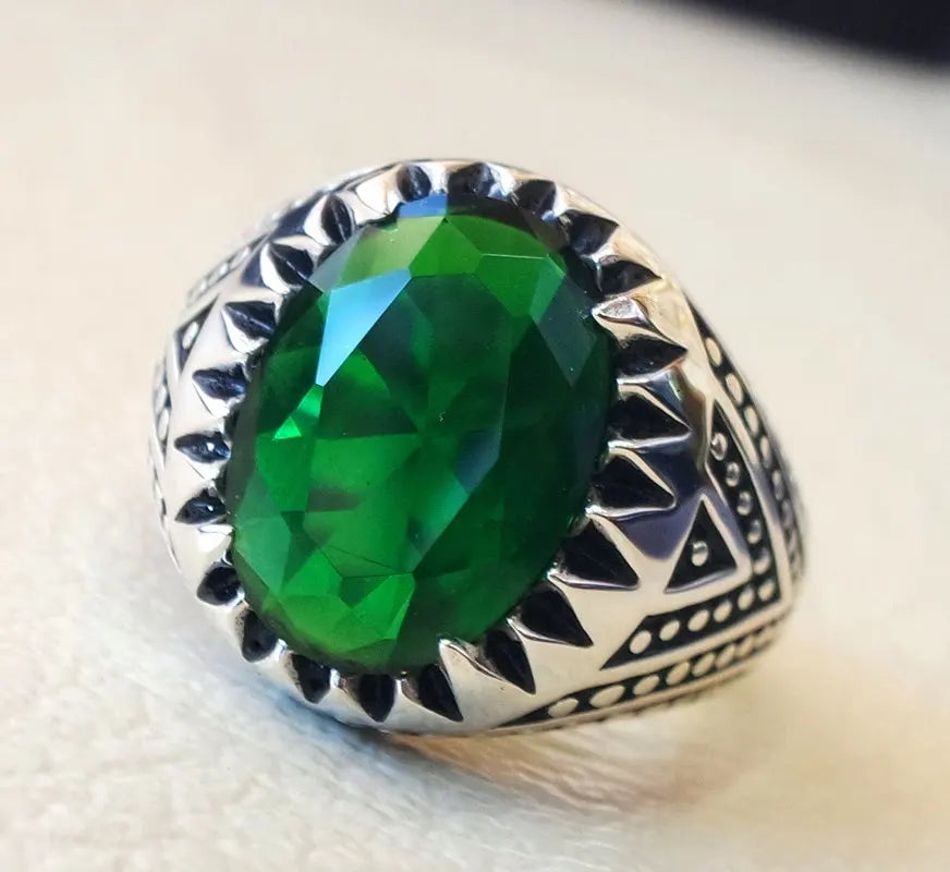 Vintage Thai Silver Emerald Ring Men Women Gift Silver Jewelry Size 8-12