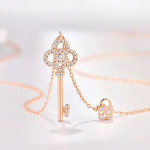 925 Sterling Silver Key Necklace Women's Tempter Lock Head Diamond Choker