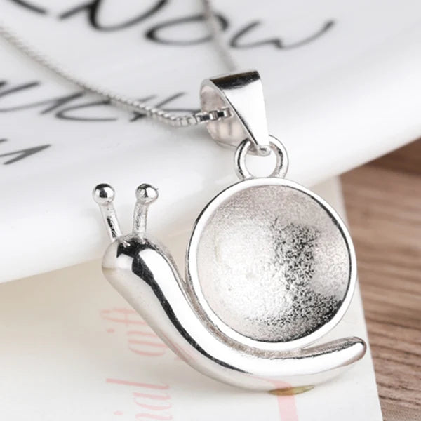 925 Sterling-Silverr Plated Platinum Pendant Blank with Honeywax Beads