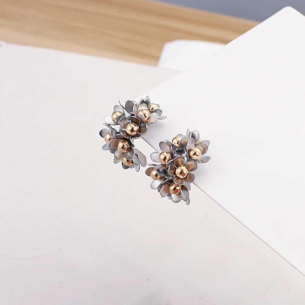 Vintage Metal Flower Big Stud Earrings For Women Western Jewelry