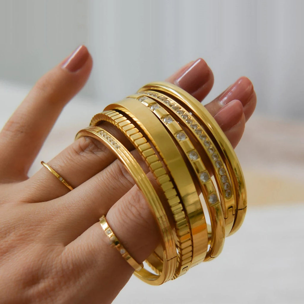Vintage Classic Bangle Bracelet for Women Gift