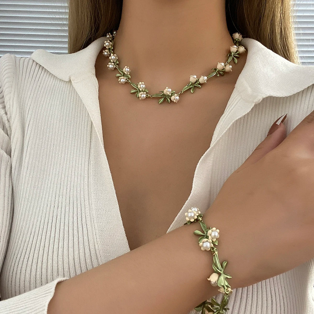 Floral Leaf Necklace Alloy Lily Valley Choker for Women