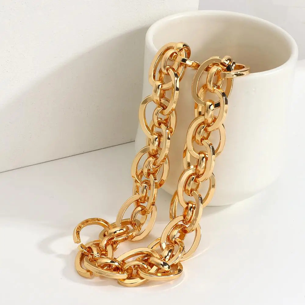 Vintage Exaggerated Golden Chunky Hoop Metal Necklace