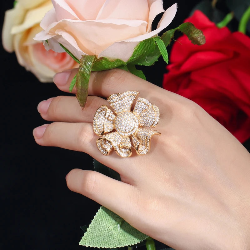 ANGELCZ Cubic Zircona Floral Wedding Ring AR058